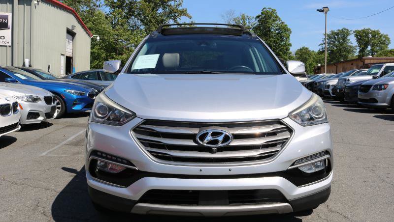 Used 2017 Hyundai Santa Fe Sport w/ 2.0T Ultimate Tech Package 05 FWD image 2