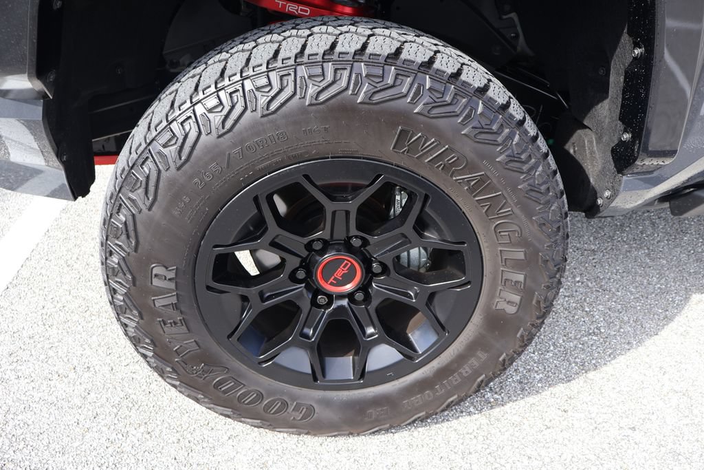 Certified 2026 Toyota Tacoma TRD Pro AWD/4WD image 4