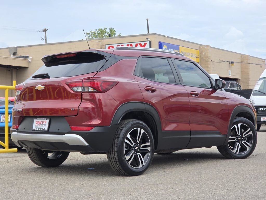 Used 2024 Chevrolet TrailBlazer LT w/ LT Cold Weather Package FWD image 14
