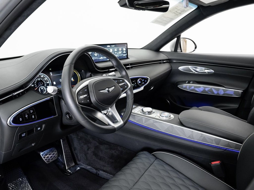 Used 2025 Genesis GV70 3.5T Sport w/ Sport Advanced Package image 4
