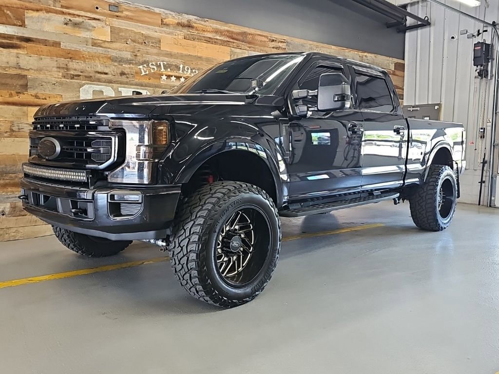 Used 2020 Ford F250 Platinum w/ Tremor Off-Road Package AWD/4WD image 2