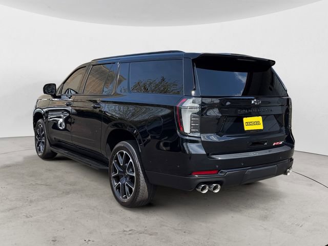 Used 2025 Chevrolet Suburban RST w/ Comfort Package AWD/4WD image 3