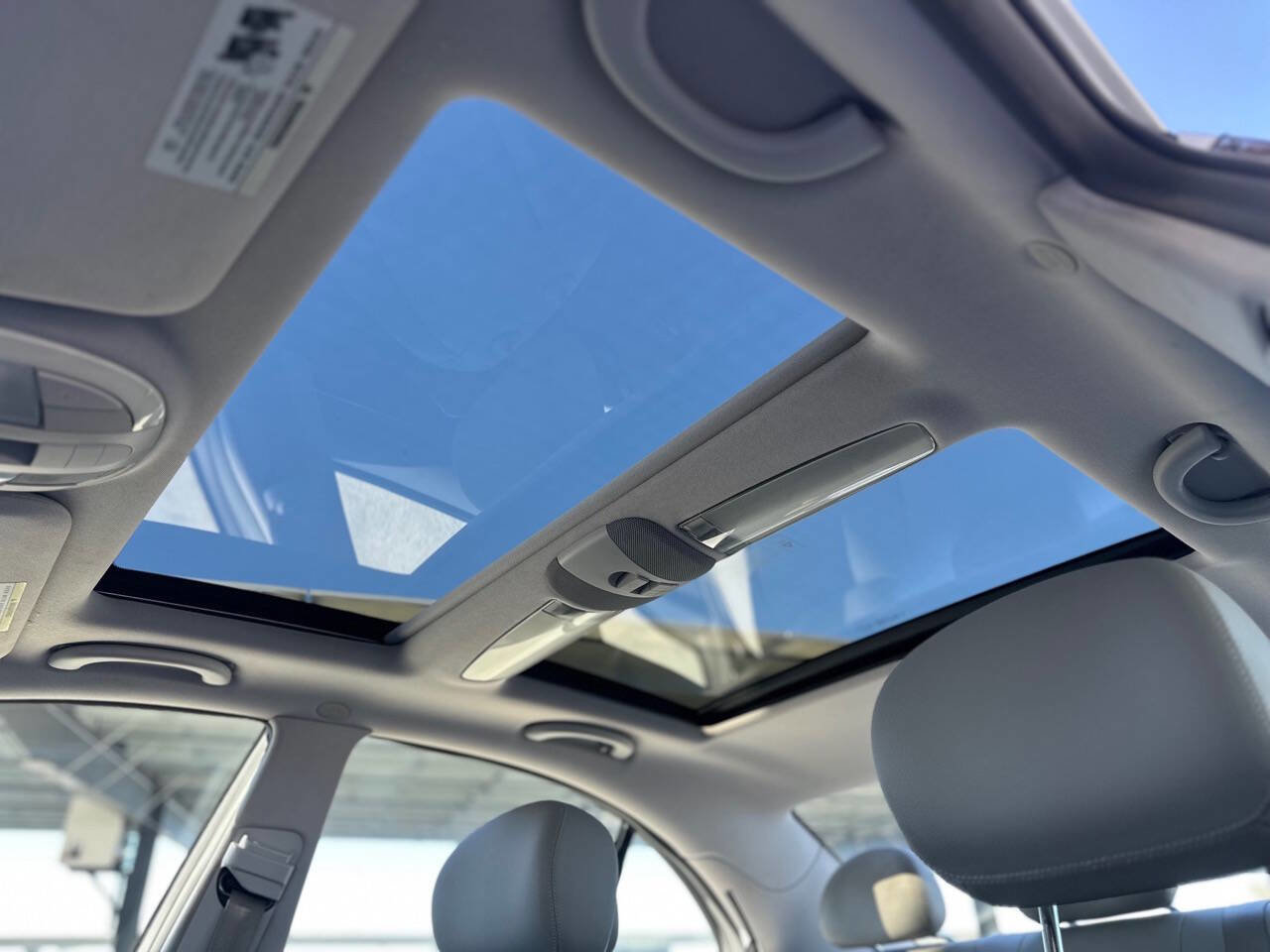 Used 2007 Mercedes-Benz E 350 Sedan image 22