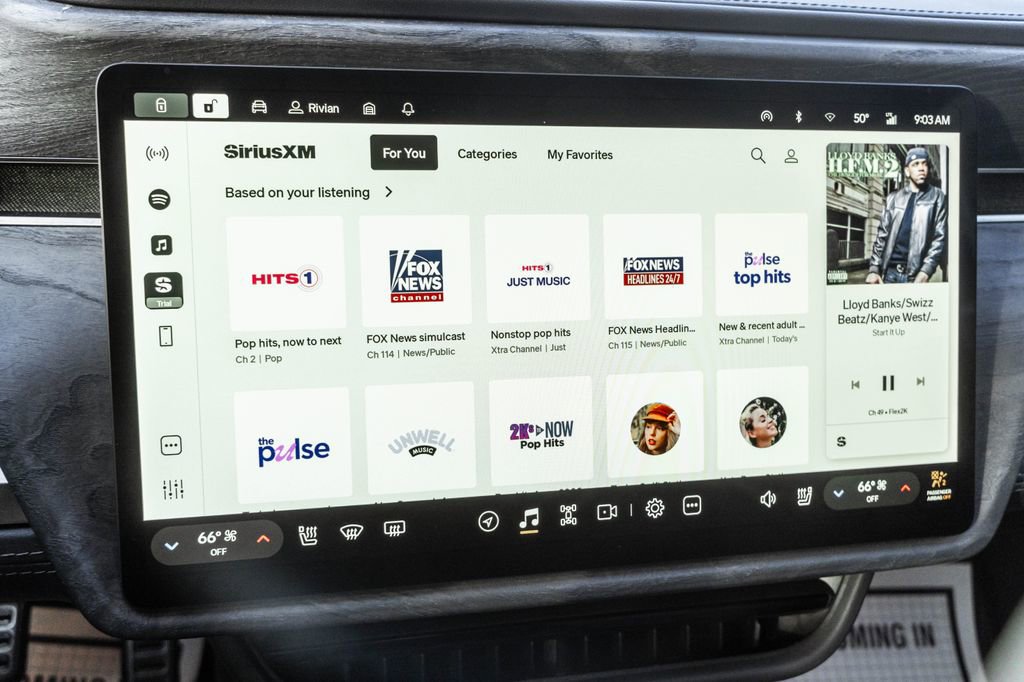 Used 2022 Rivian R1T Launch Edition image 20