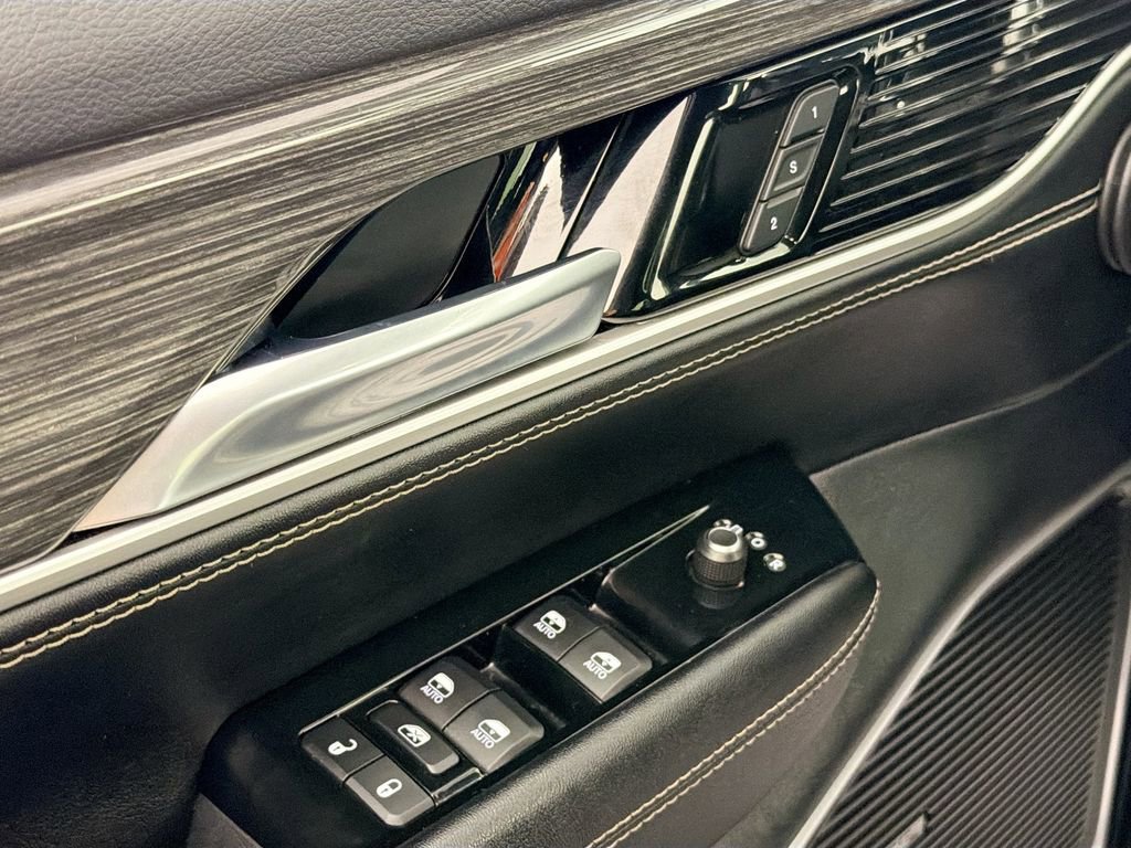 Used 2022 Jeep Wagoneer Series II image 18