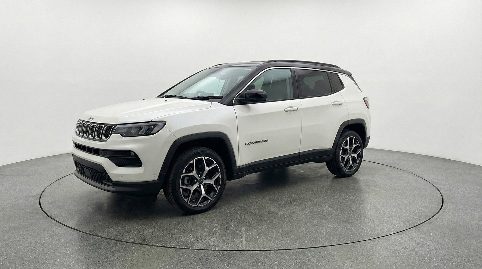 Used 2025 Jeep Compass Limited AWD/4WD image 3