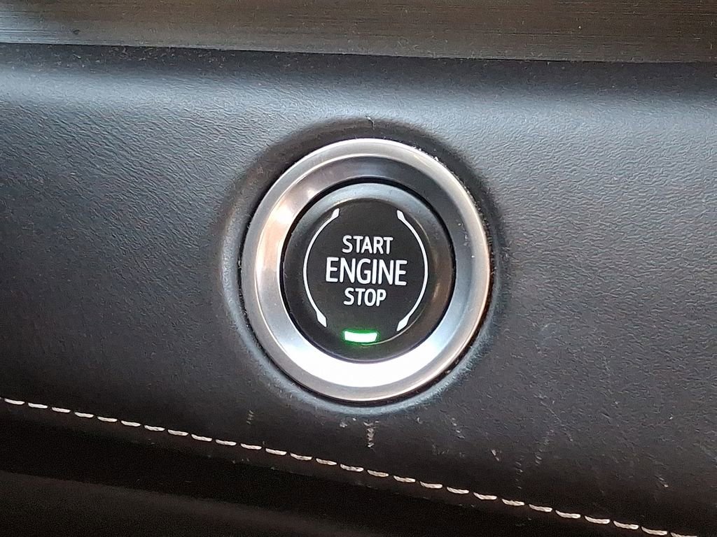 Used 2022 Cadillac Escalade ESV Sport Platinum image 27