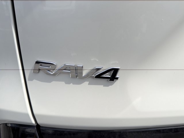 Used 2021 Toyota RAV4 XSE AWD/4WD image 33