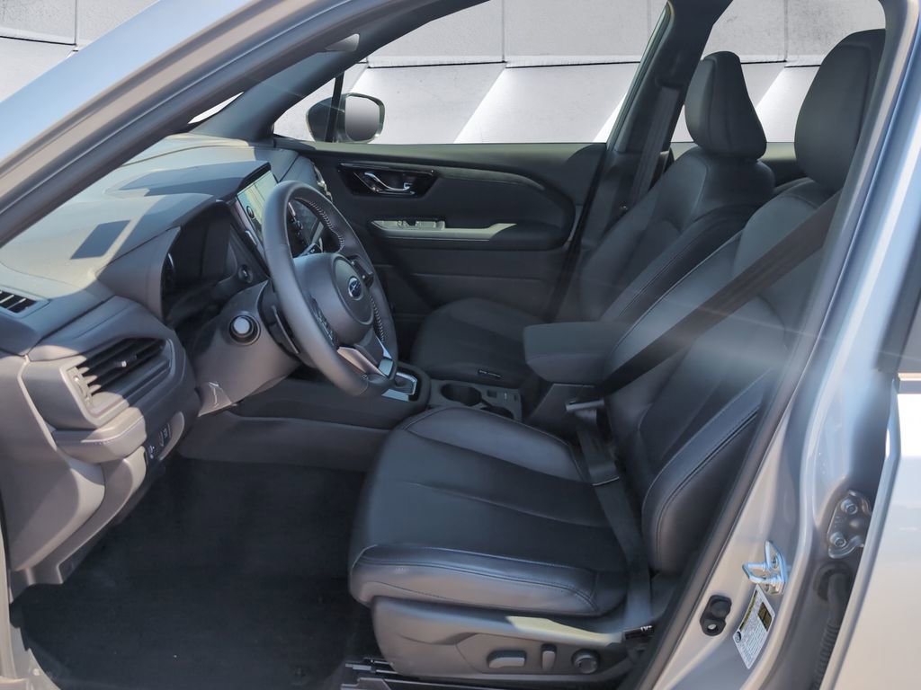 Used 2025 Subaru Forester Limited image 7
