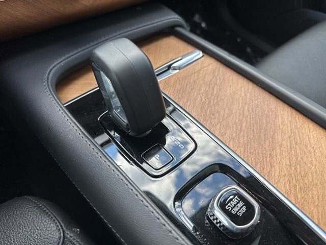 Certified 2023 Volvo XC90 B6 Plus w/ Protection Package Premier AWD/4WD image 21