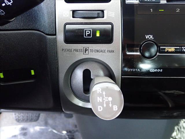 Used 2008 Toyota Prius Touring w/ Pkg 6 FWD image 18