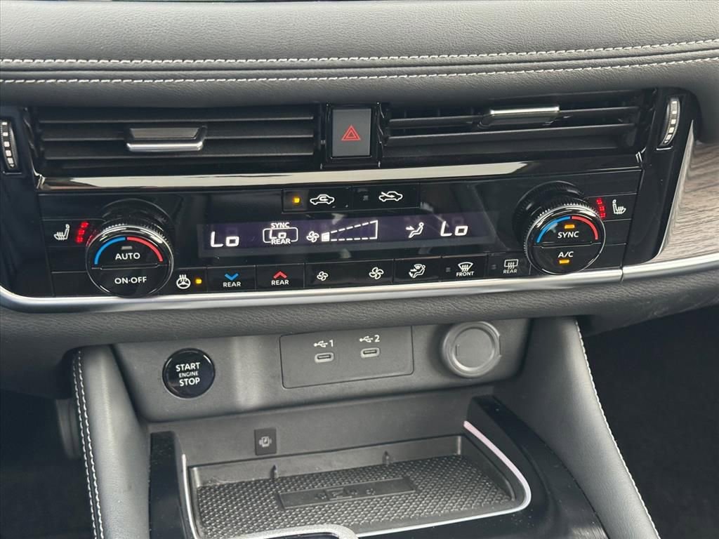 Certified 2025 Nissan Rogue Platinum w/ Platinum Premium Package image 21