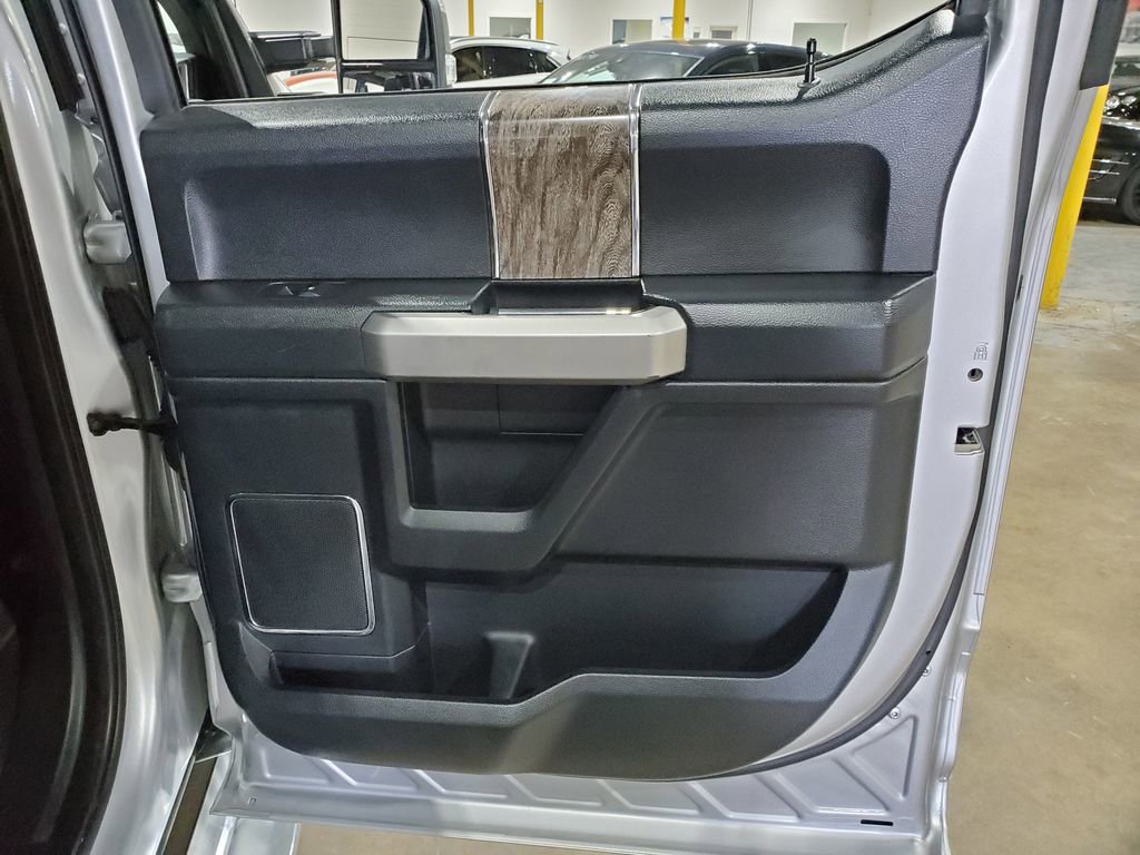 Used 2019 Ford F250 Lariat w/ Lariat Ultimate Package image 22