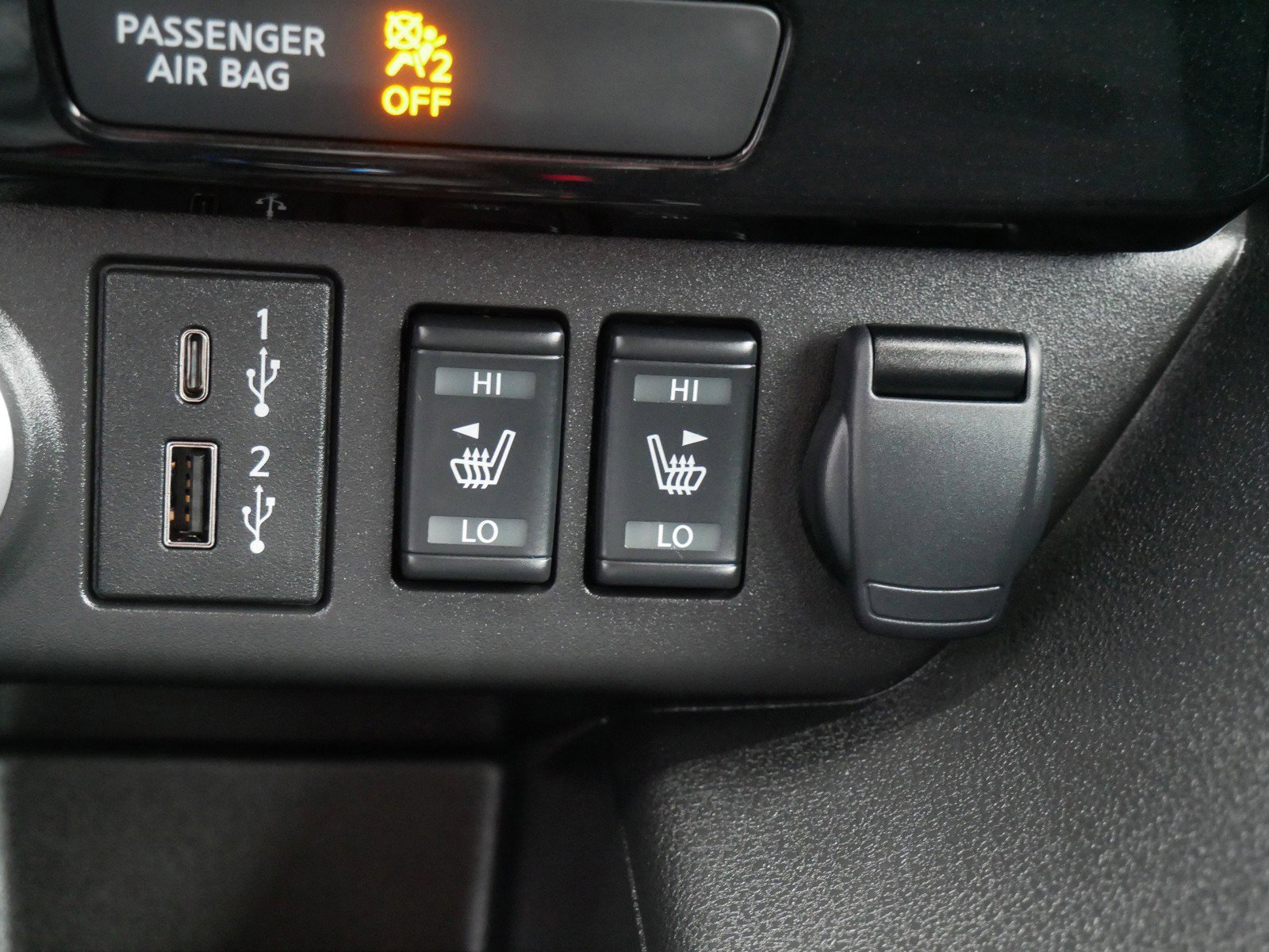 Used 2025 Nissan Leaf SV Plus image 19