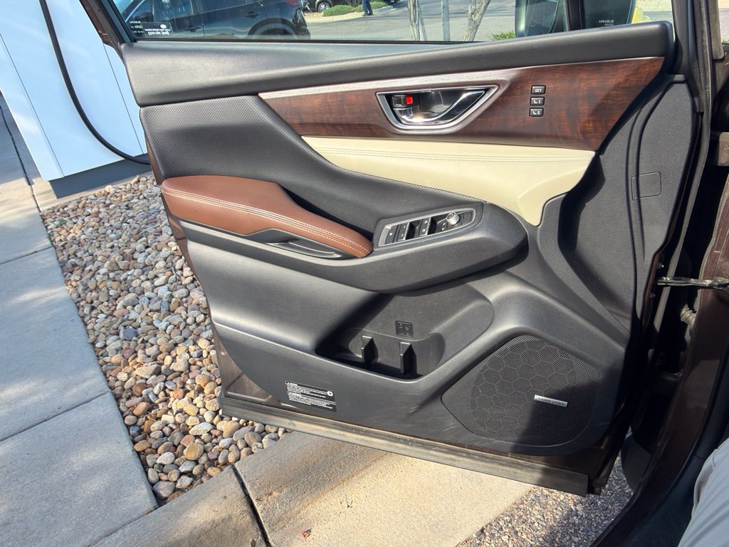 Used 2019 Subaru Ascent Touring AWD/4WD image 8