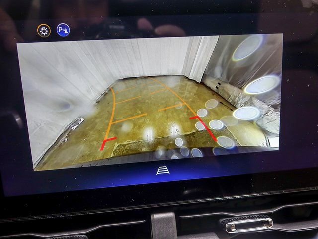 New 2026 Chevrolet Equinox ACTIV w/ LPO, Floor Liner Package image 19