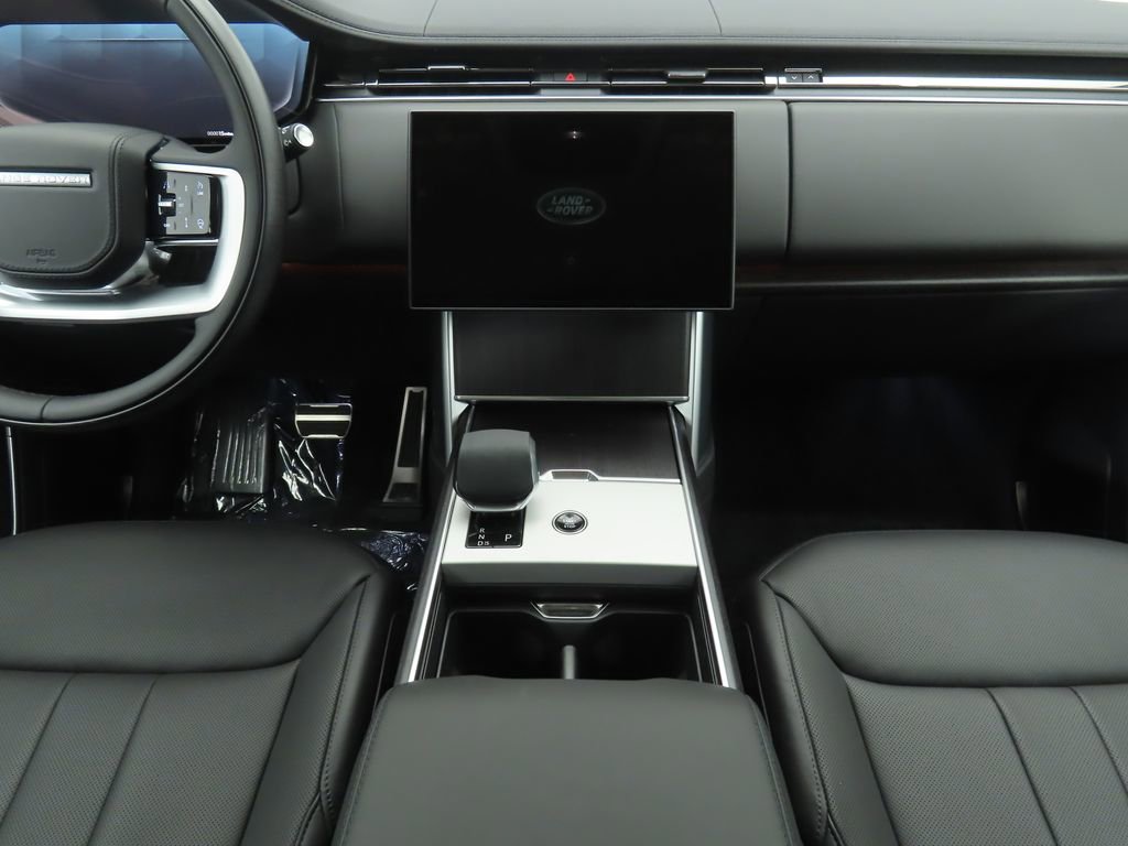 New 2025 Land Rover Range Rover Long Wheelbase SE image 13