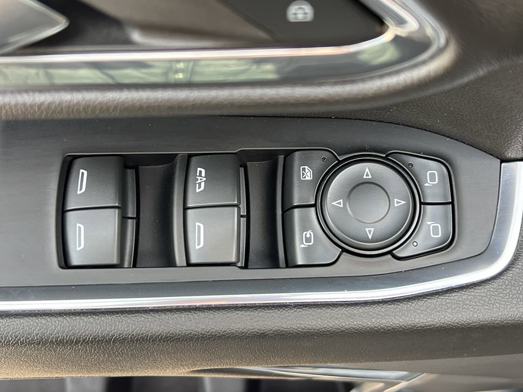 Used 2024 Chevrolet Silverado 3500 LT w/ Midnight Edition image 15