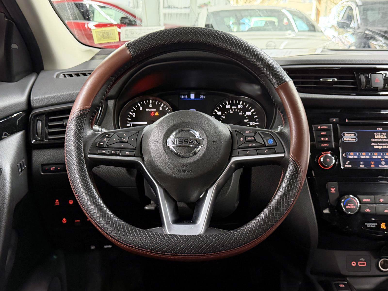 Used 2021 Nissan Rogue Sport SL w/ Premium Package AWD/4WD image 14