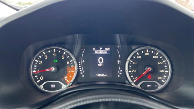 Used 2017 Jeep Renegade Latitude w/ Popular Equipment Group image 14