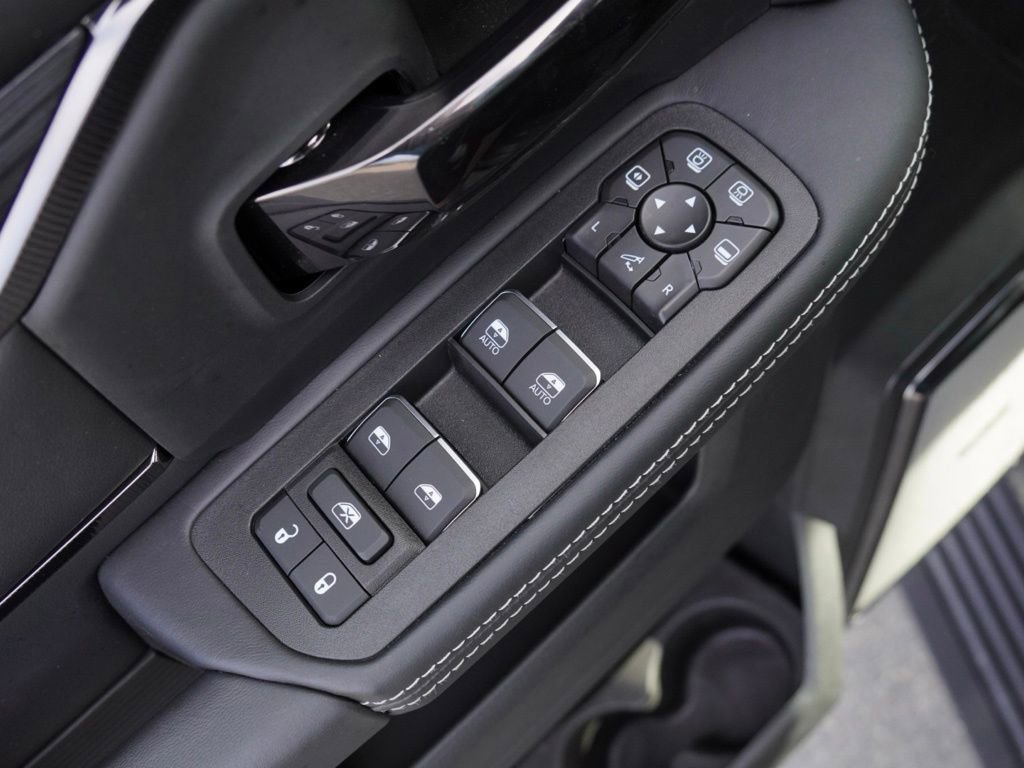 New 2026 RAM 2500 Rebel w/ Rebel Level 2 Equipment Group image 13