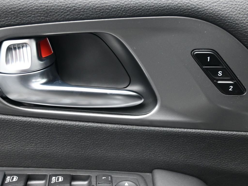 New 2026 Chrysler Pacifica Select image 11