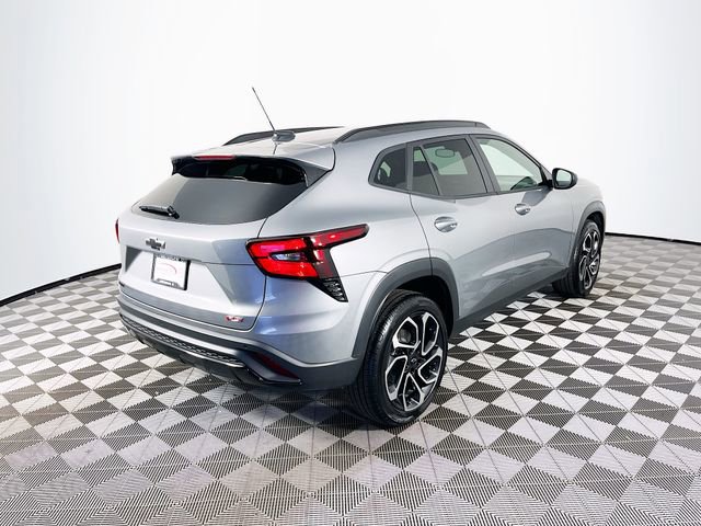 Used 2026 Chevrolet Trax RS w/ Driver Confidence Package FWD image 8