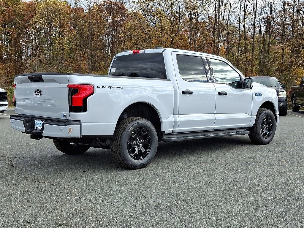 New 2025 Ford F150 Lightning XLT w/ Max Trailer Tow Package image 4