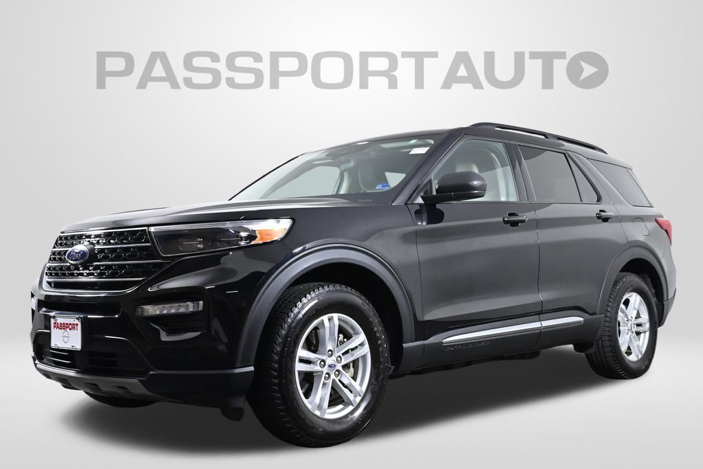 Used 2023 Ford Explorer XLT w/ Equipment Group 202A AWD/4WD image 1