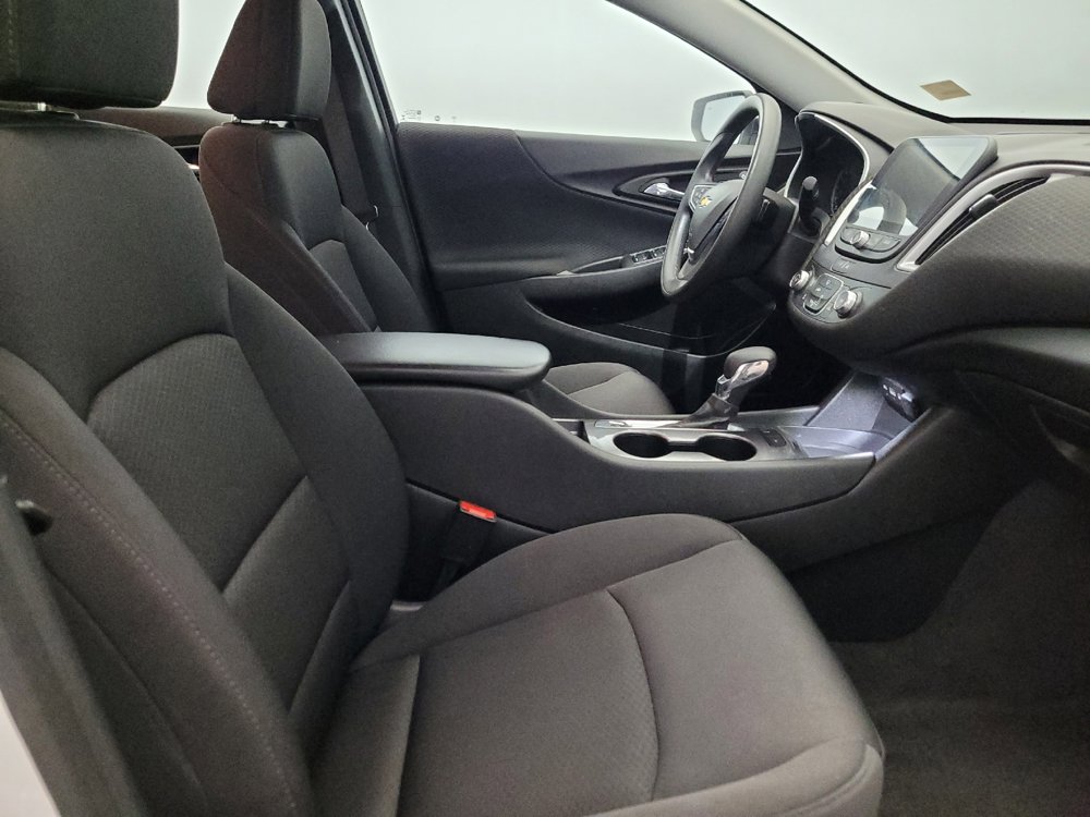 Used 2024 Chevrolet Malibu LS FWD image 21