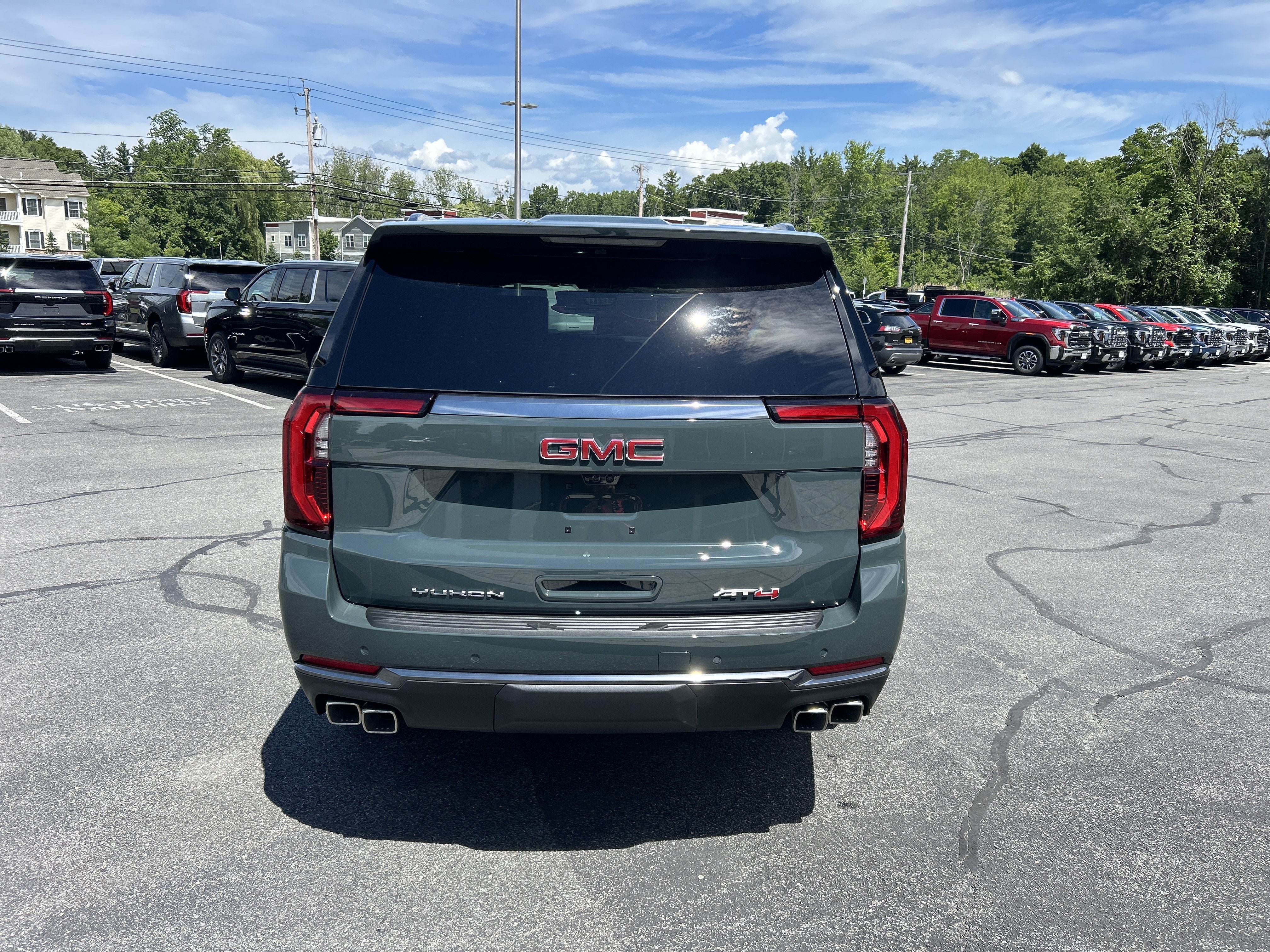 New 2026 GMC Yukon XL AT4 w/ AT4 Premium Plus Package AWD/4WD image 8