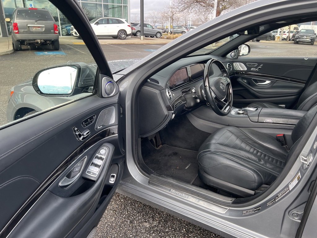 Used 2015 Mercedes-Benz S 550 4MATIC Sedan image 28