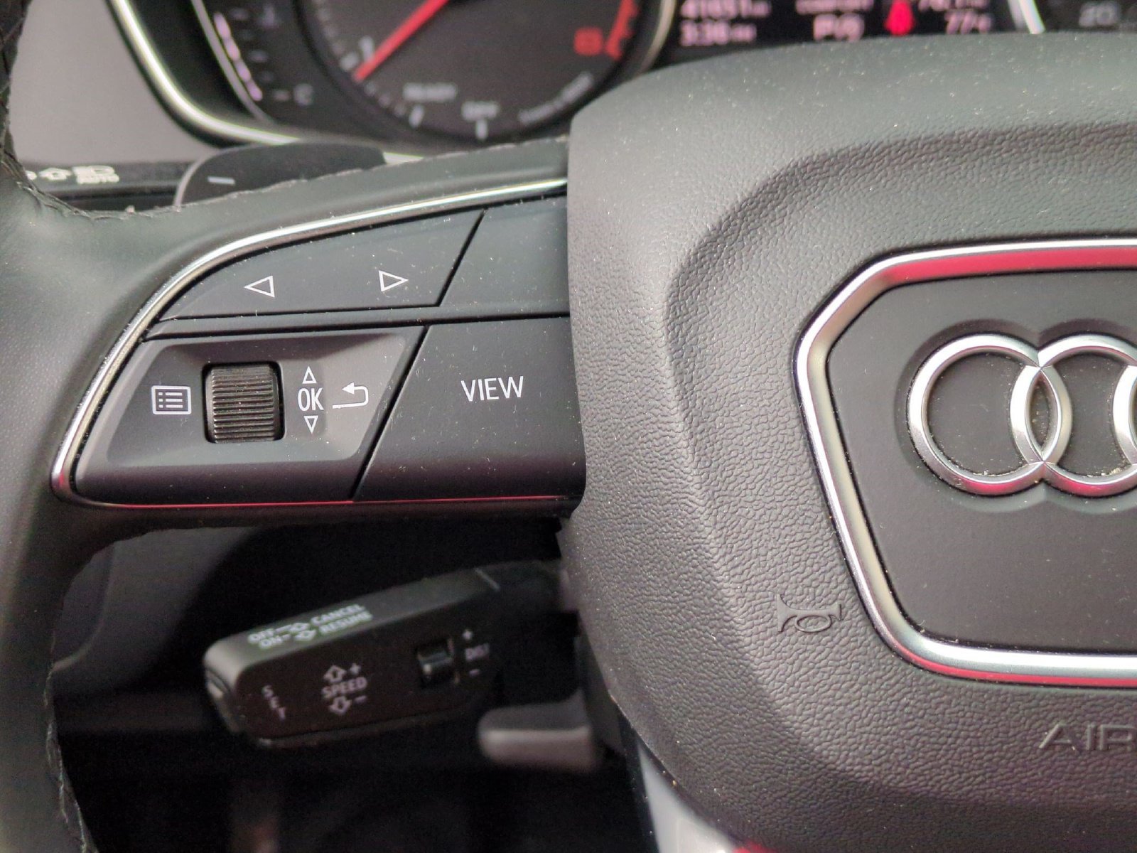 Used 2023 Audi Q5 2.0T Premium w/ Convenience Package AWD/4WD image 10