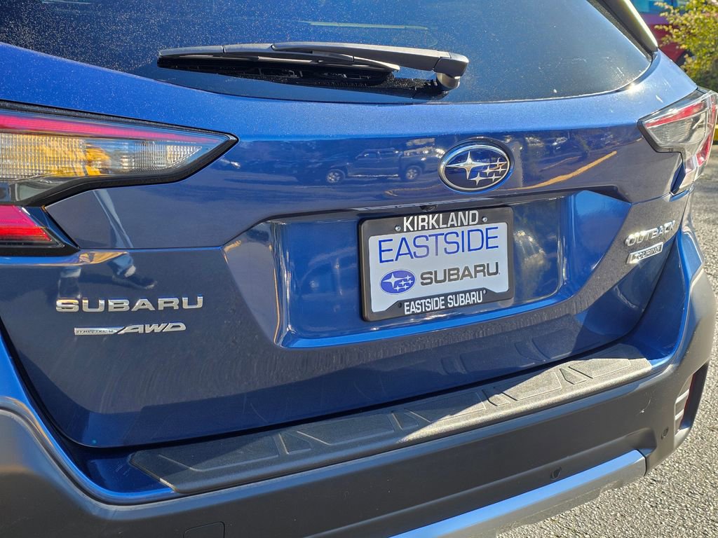 Used 2020 Subaru Outback Touring w/ Popular Package #2 image 14