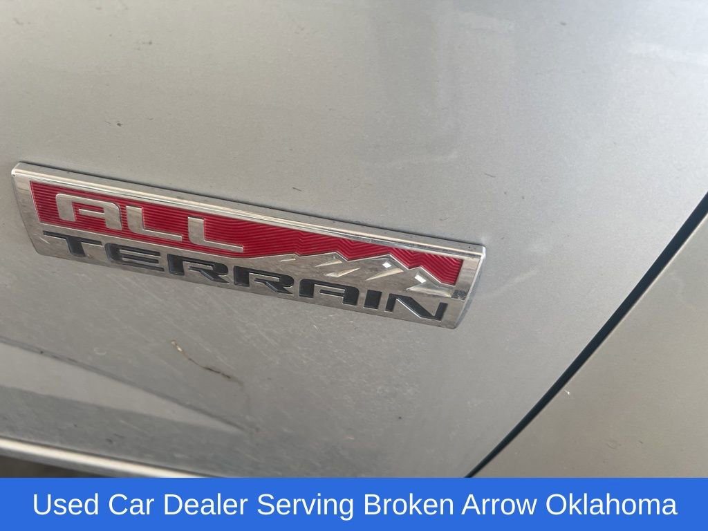 Used 2018 GMC Canyon All Terrain w/ Trailering Package image 4