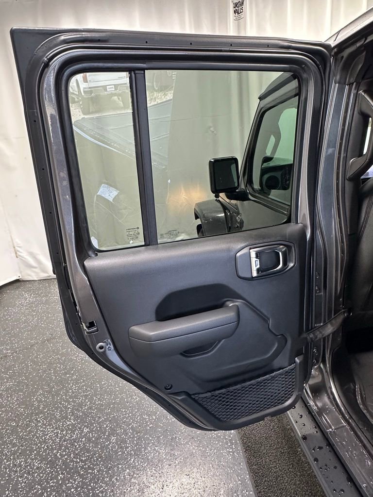 New 2025 Jeep Gladiator Sport AWD/4WD image 22