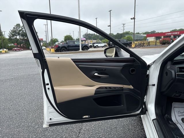 Used 2020 Lexus ES 350 w/ Premium Package FWD image 10