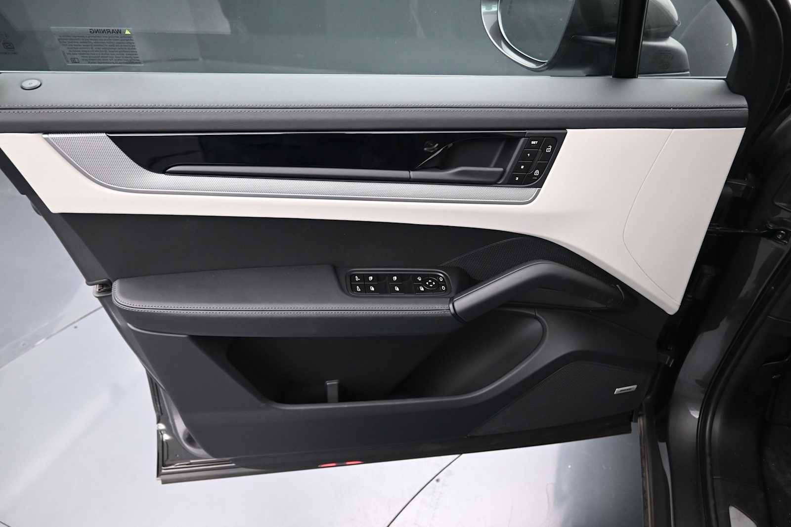 New 2026 Porsche Cayenne S AWD/4WD image 7