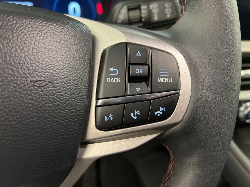 New 2026 Ford Explorer Active w/ Active Comfort Package image 19