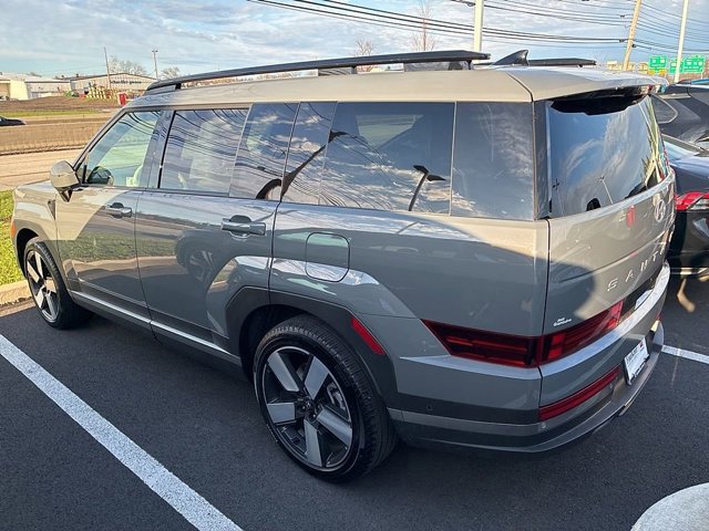 Used 2024 Hyundai Santa Fe Limited image 16