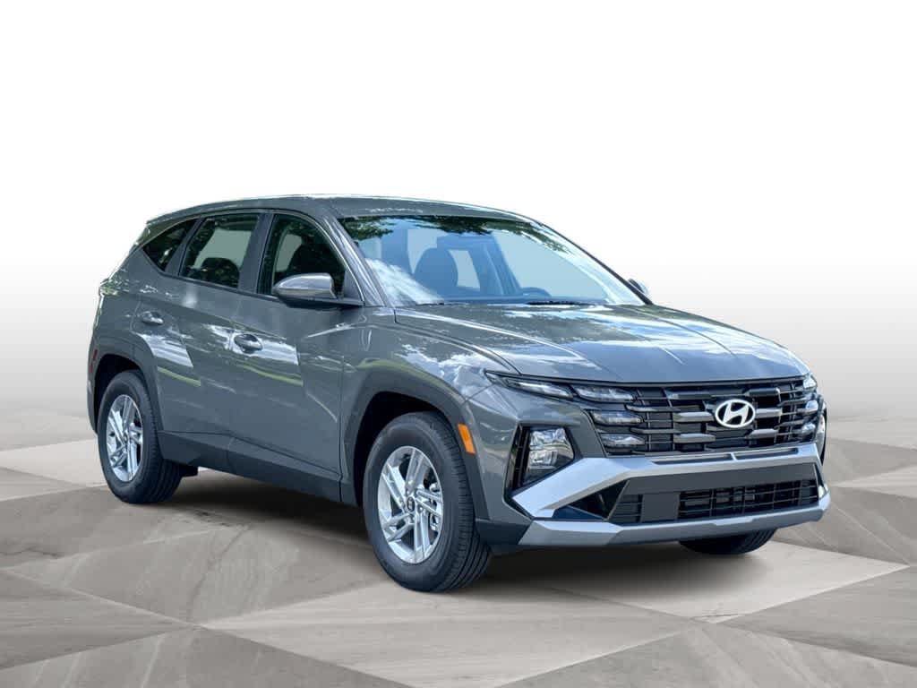 New 2026 Hyundai Tucson SE FWD image 2