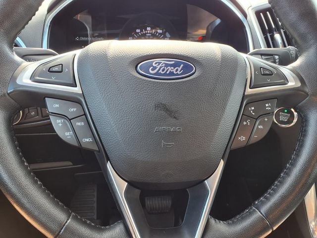 Used 2021 Ford Edge Titanium FWD image 14