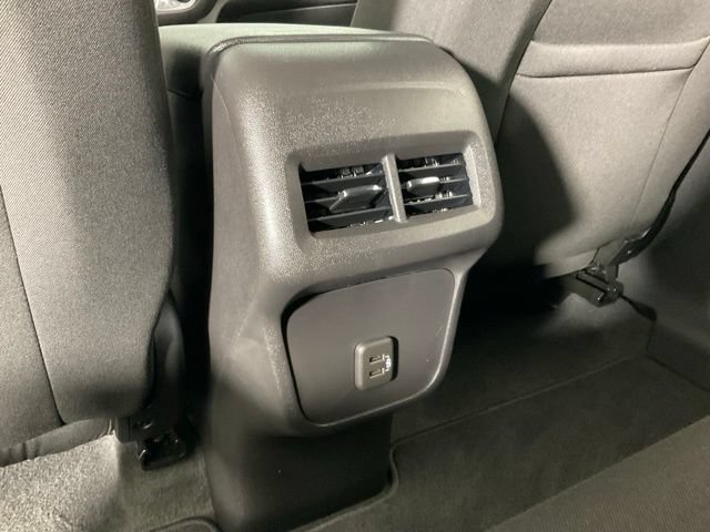 Used 2024 Chevrolet Equinox LT FWD image 23