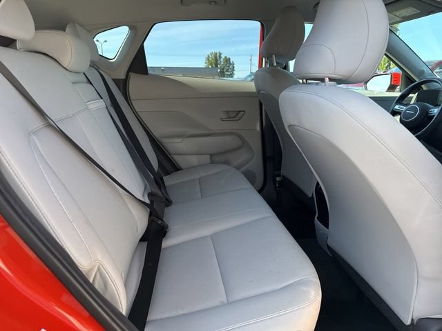 Used 2025 Hyundai Kona SEL AWD/4WD image 12