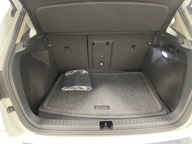 New 2025 Volkswagen Taos S image 25