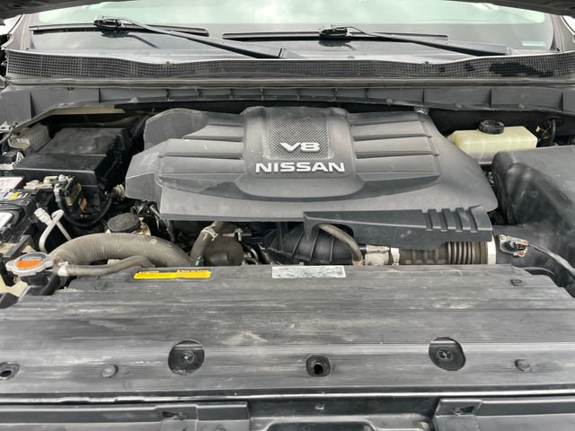 Used 2018 Nissan Titan SV w/ SV Convenience Package AWD/4WD image 32