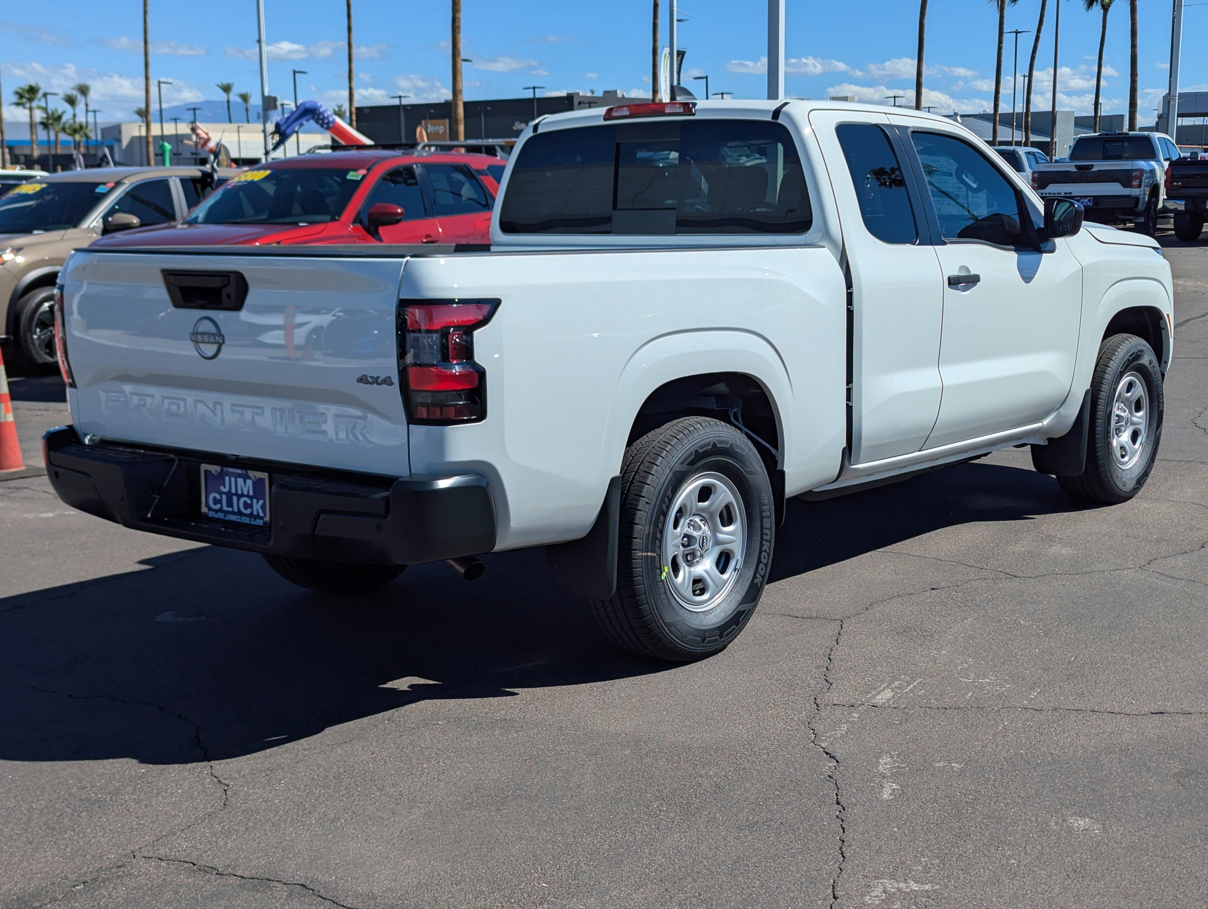 New 2026 Nissan Frontier S image 2