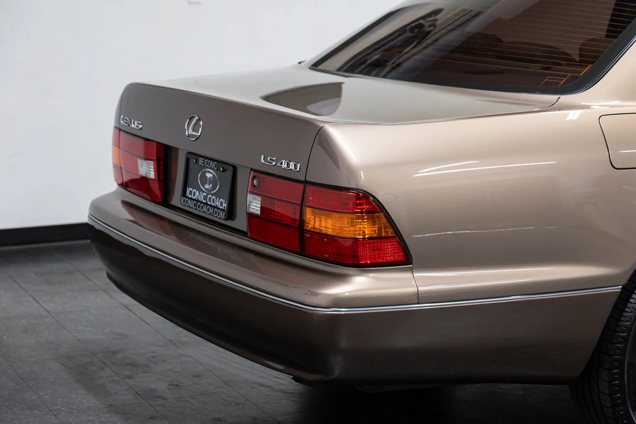 Used 1998 Lexus LS 400 image 19