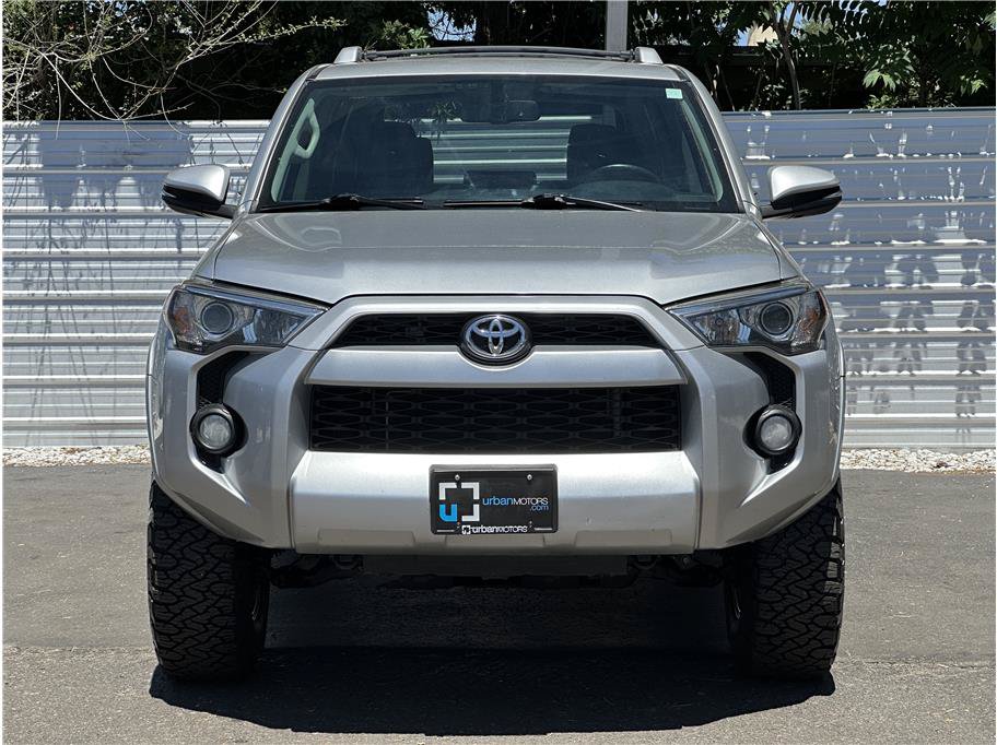Used 2017 Toyota 4Runner SR5 Premium AWD/4WD image 7