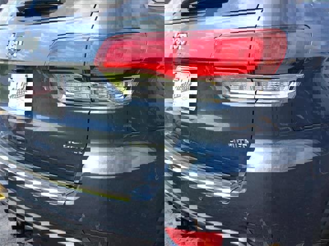 Used 2020 Jeep Grand Cherokee Limited w/ Trailer Tow Group IV image 46